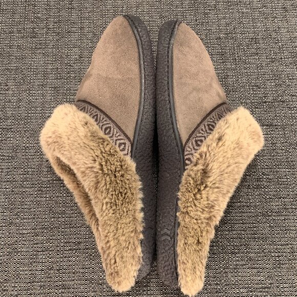 Isotoner Women's Tan Microsuede Faux-Fur Clog Slipper Size 9.5-10 smartzone - Picture 8 of 13